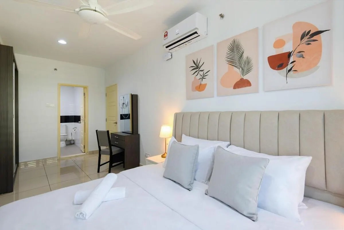 Apartment 2R2B Lovely Home 1-8Pax Gurney Mansion One George Town