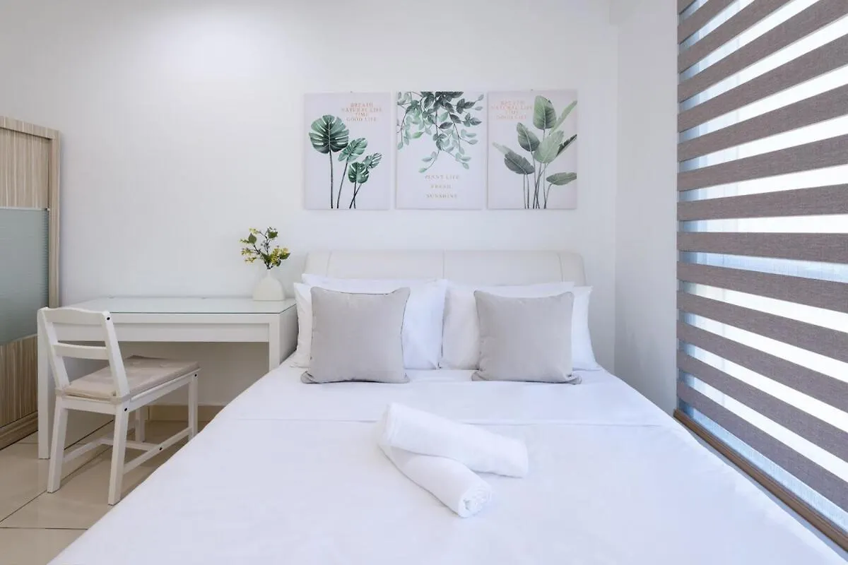 2R2B Lovely Home 1-8Pax Gurney Mansion One George Town