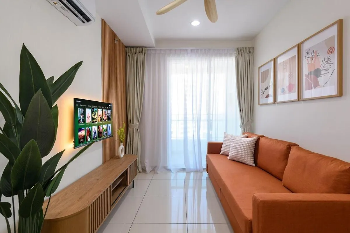 2R2B Lovely Home 1-8Pax Gurney Mansion One George Town